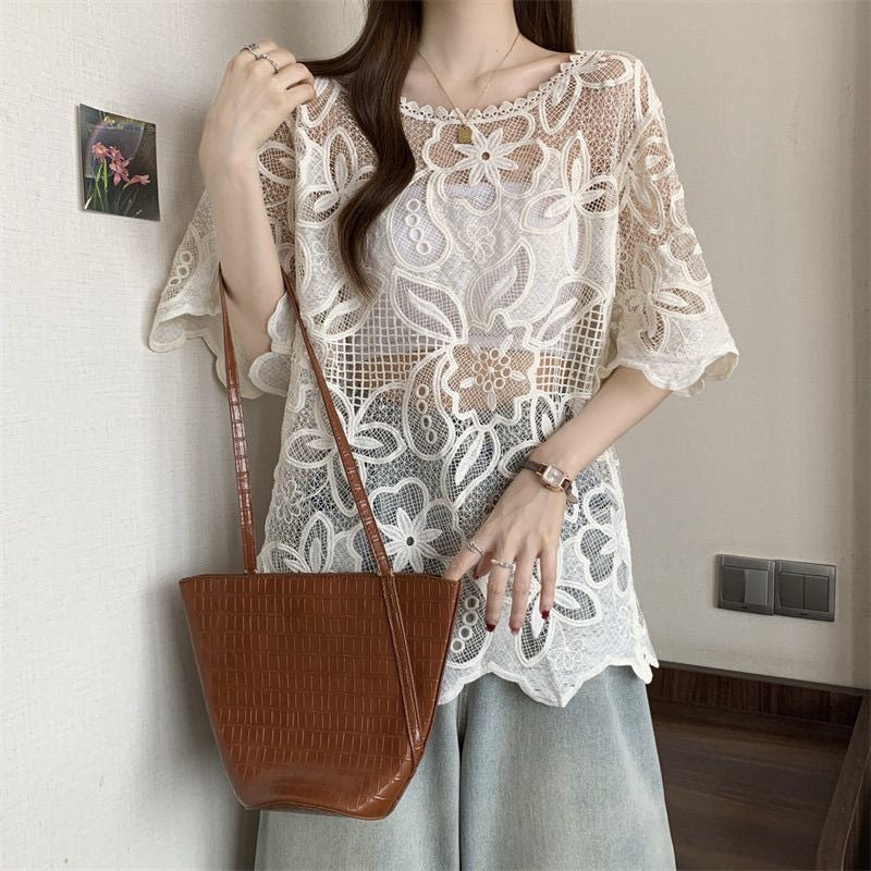 Design-focused Round-neck Lace Chanel-style Womens Top