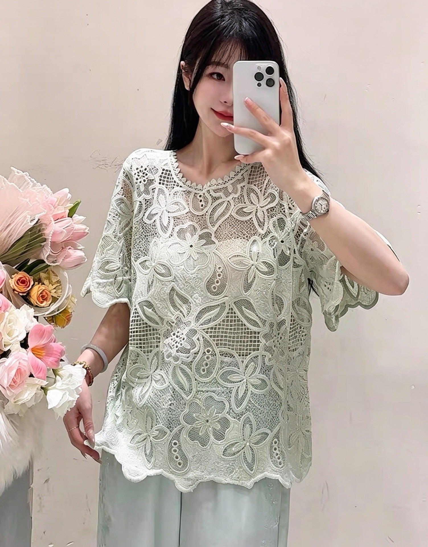 Design-focused Round-neck Lace Chanel-style Womens Top